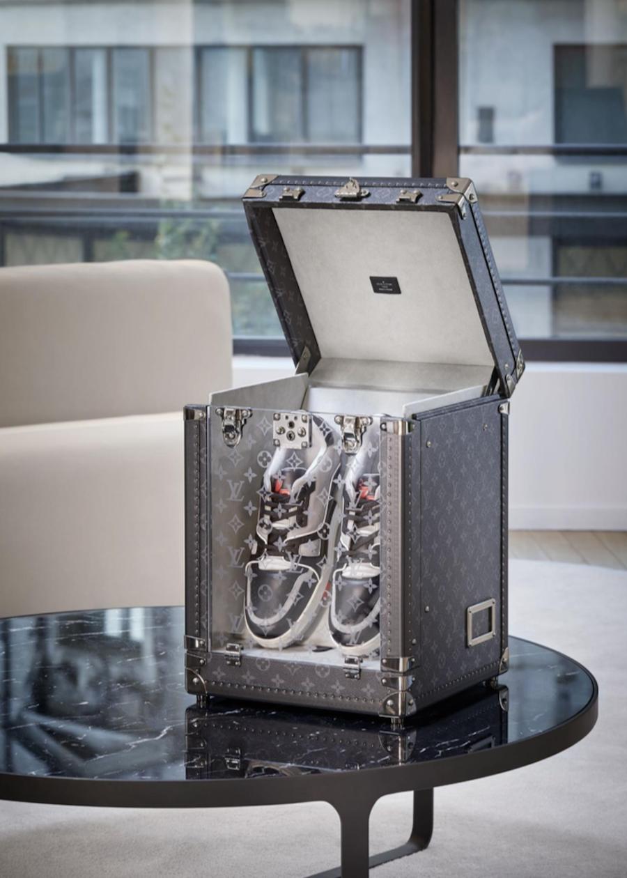 一只硬箱的传奇之旅