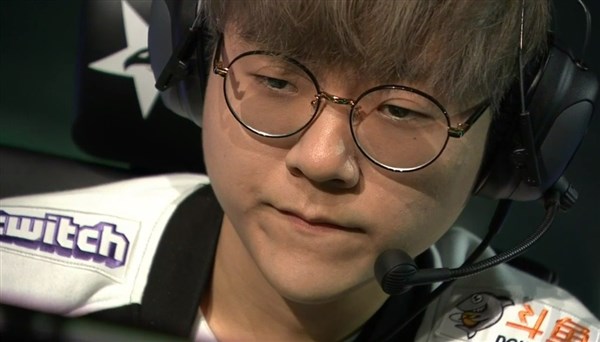 fpx2021夏季赛揭幕战,fpx全员观看s11世界赛分组