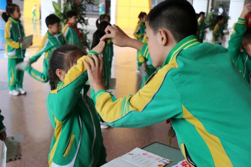 你好红领巾主题活动,你好红领巾主题一年级