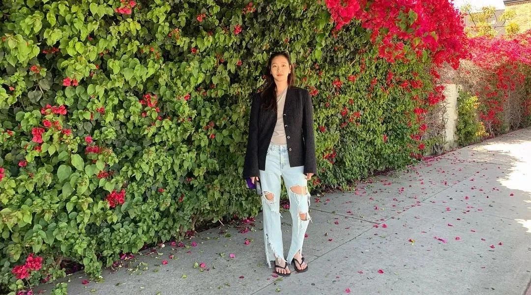 曾因长相被骂到注销账号，这位韩国单眼皮女孩颠覆了我们的审美....