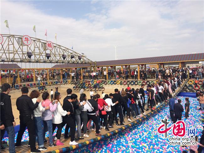 灏忓北鏉戠殑澶у彉闈╄档瀹跺硜,灏忓北鏉戝ぇ宸ㄥ彉