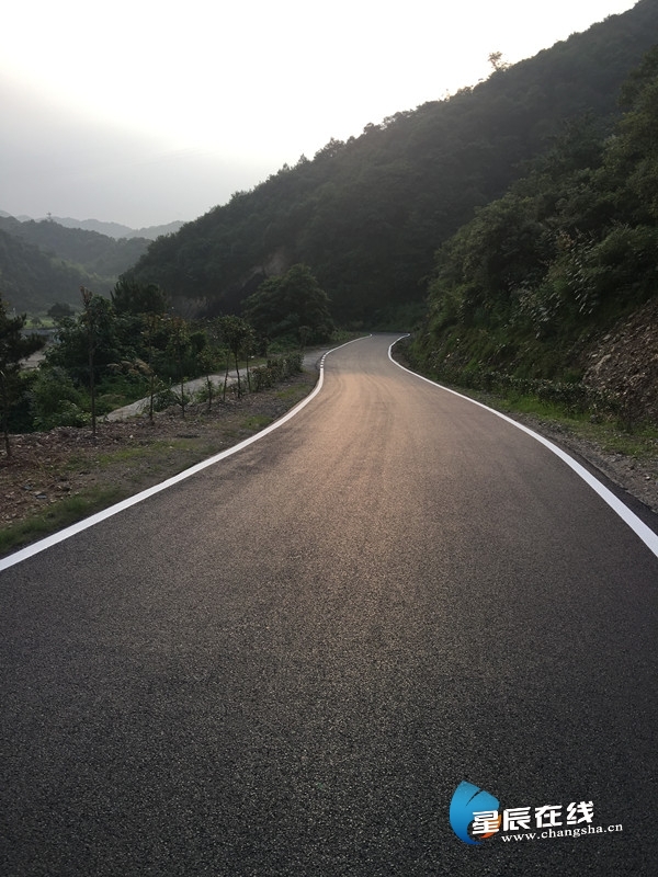 长沙唱bigbang的歌,国企公司大合唱