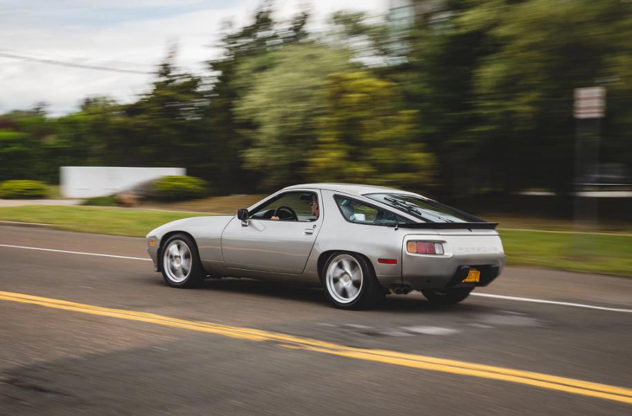 对于保时捷来说，“不变也是需要勇气的”|CARPEOPLE