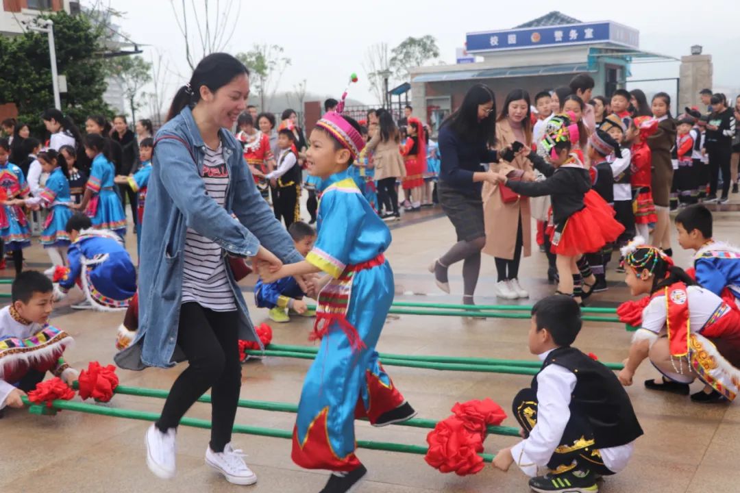 南宁市民主路小学教学理念,南宁市十大好小学