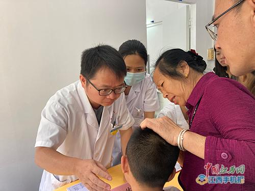 赣州市附属医院皮肤科专家,赣州市皮肤病专家