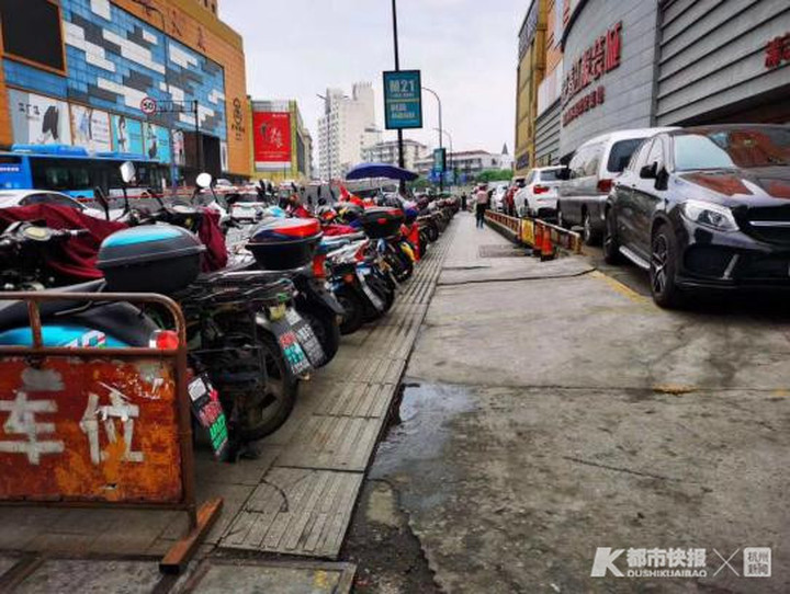 四季青服装生意好吗,四季青服装批发生意惨淡