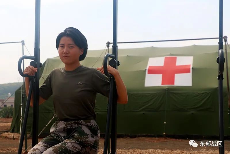 女兵新疆边境驻训视频,女兵在军营的真实训练