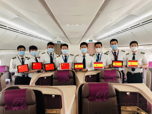 吉祥航空787客机“客改货”后飞遍欧洲14城