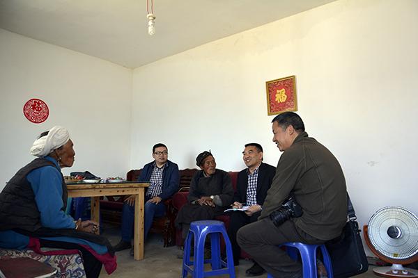 凌先有‖好一曲《我把吉祥送给你》