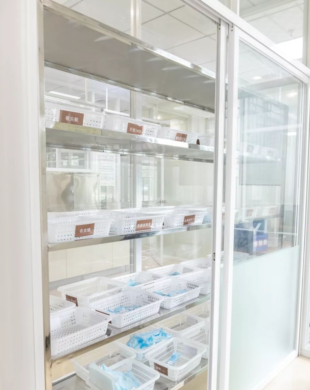 好羡慕别人有一口好牙齿,早日拥有一口整齐更漂亮的牙齿