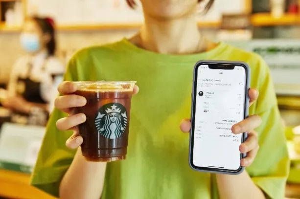 快报：搭乘开罗至成都航班乘客需提供核酸检测证明；回收小龙坎、蜀大侠火锅油加工后再卖回，5人被刑拘