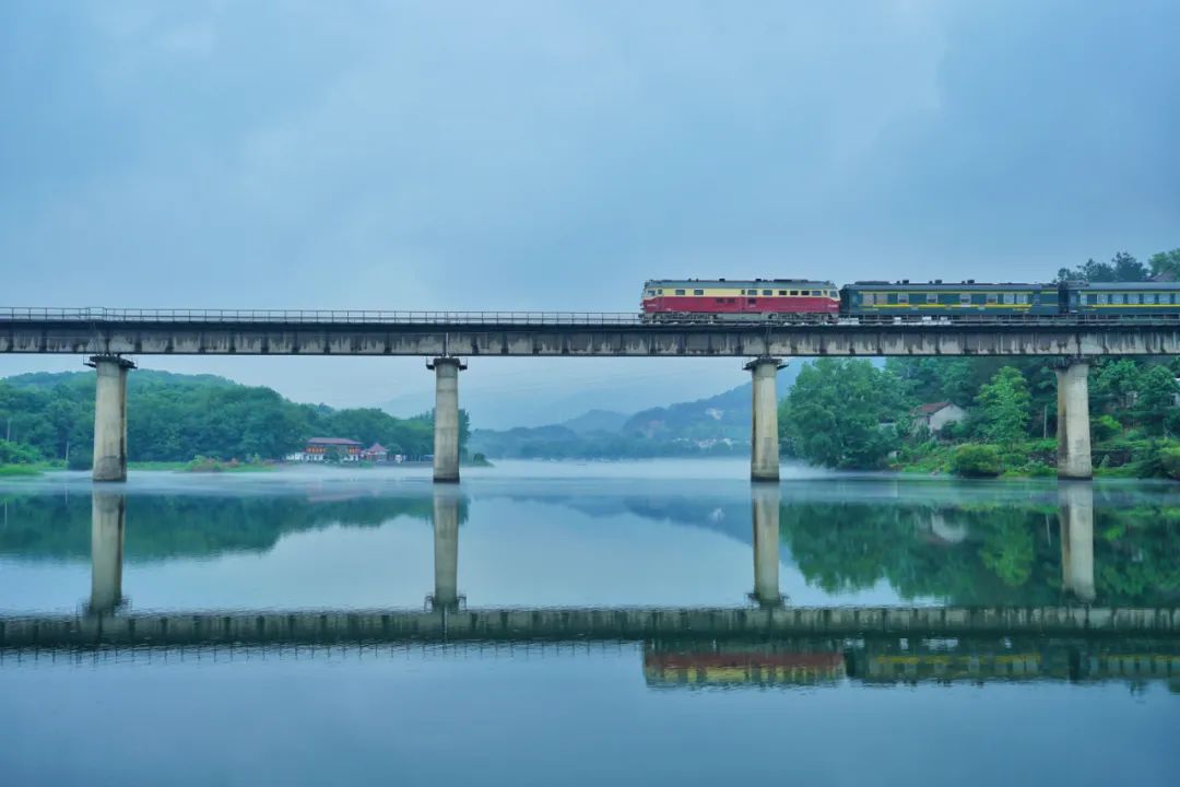 现在还有纸质车票,告别纸质车票