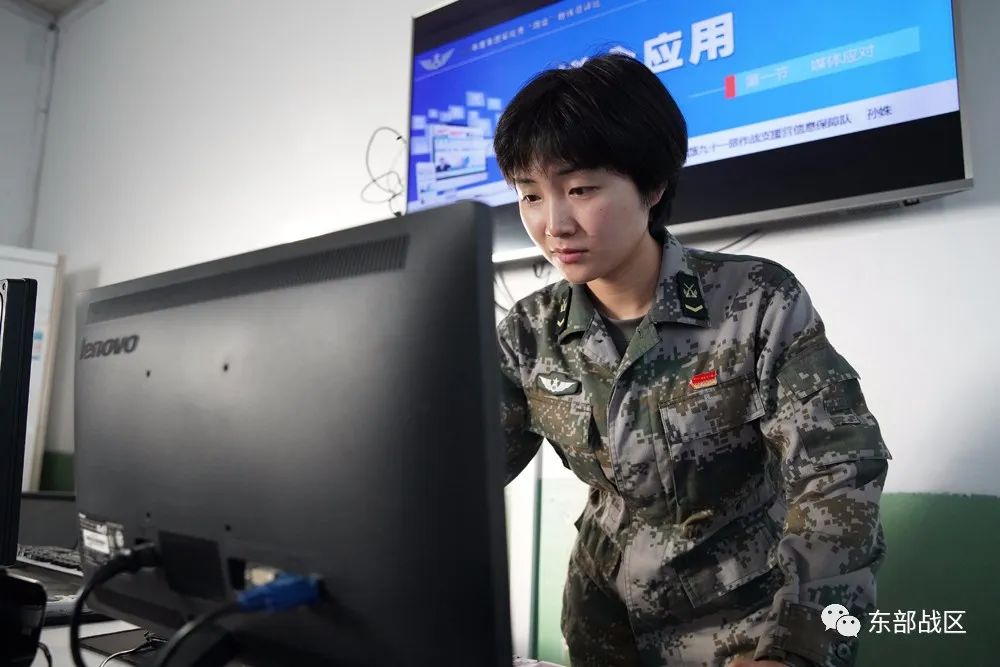 这个女兵厉害！优秀话务员、枪王、金牌“四会”教练员……