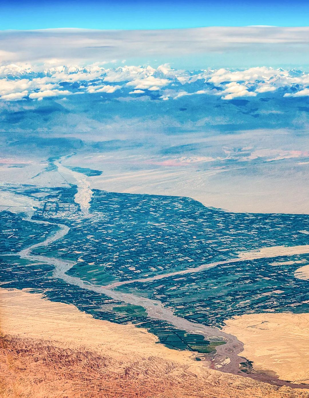 塔里木大沙漠能绿化吗,除了无人区哪里还有戈壁滩