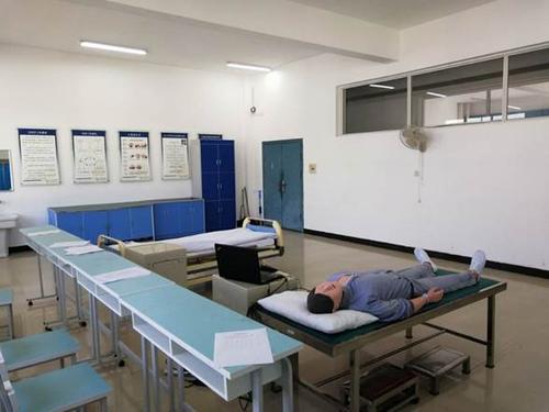 祖传中医骨伤诊所,中医骨伤主治医师