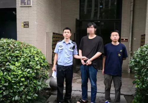 5人拍不雅视频贩卖被捕,因拍摄淫秽视频被捕男子是谁