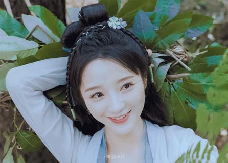 这个21岁的“小娘惹”，灵