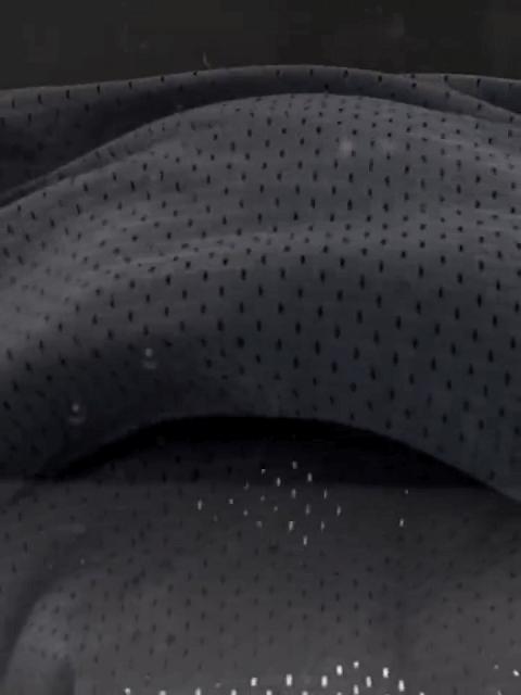 开车三分钟就散热,开车几分钟后背就出汗