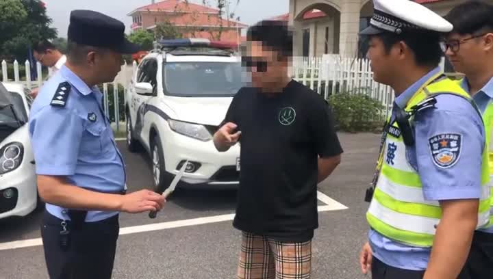 南通流浪狗抓捕集中点,派出所开展流浪犬宣传及整治行动