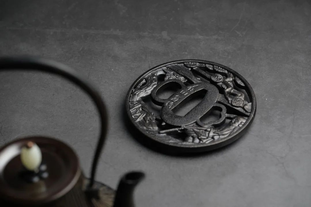 一把烧开水的壶,日式烧茶铁壶