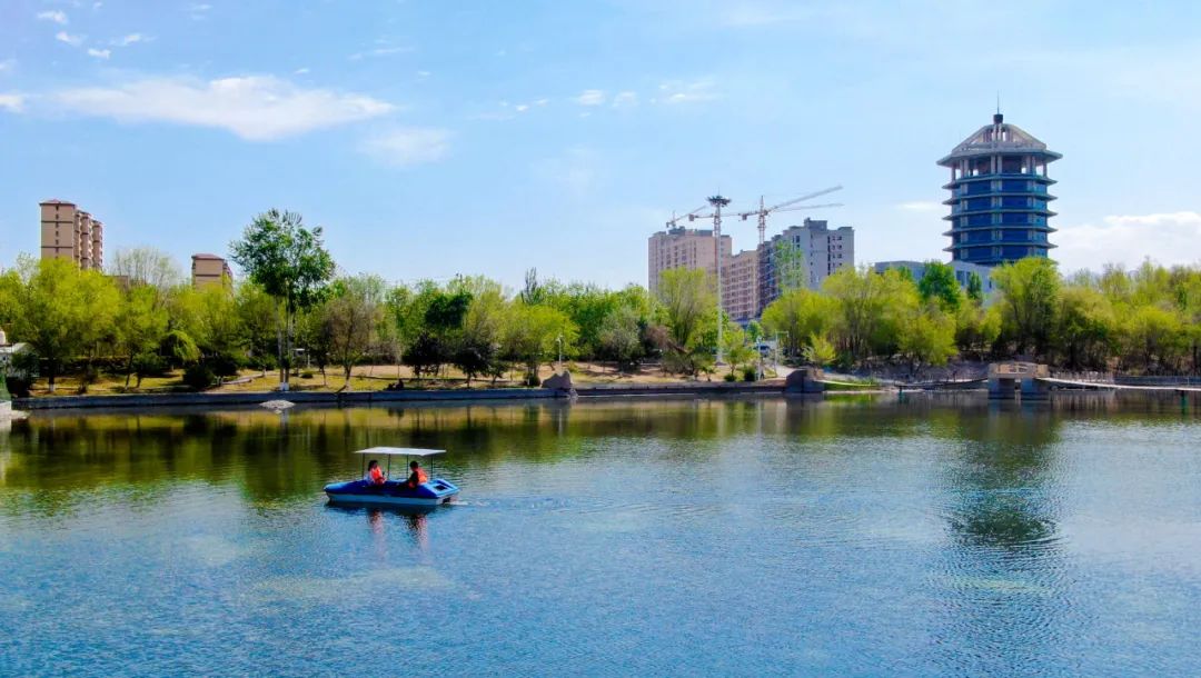 博州精河县夜景,精河县拍艺术照
