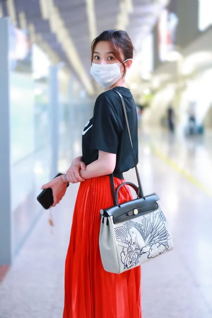 王漫妮同款包包帆布包搭配,王漫妮同款包拼接