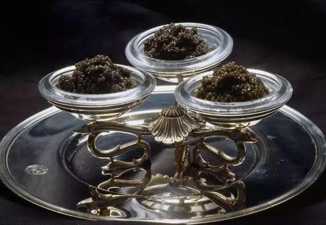 奢侈品为什么那么贵 (贵得离谱的奢侈品)