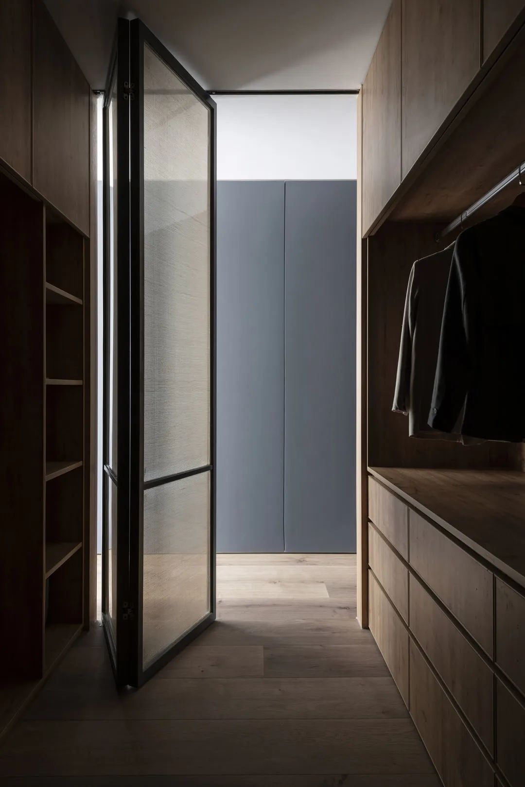 咖啡女店主,咖啡店女店主