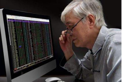 我观察了上千个成功逃顶的例子，一旦有主力资金离场，“分时图”都会出现6种信号，别再被主力套路