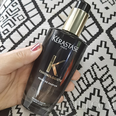 天气闷热头发潮了怎么办 (空气潮湿头发也会潮湿)