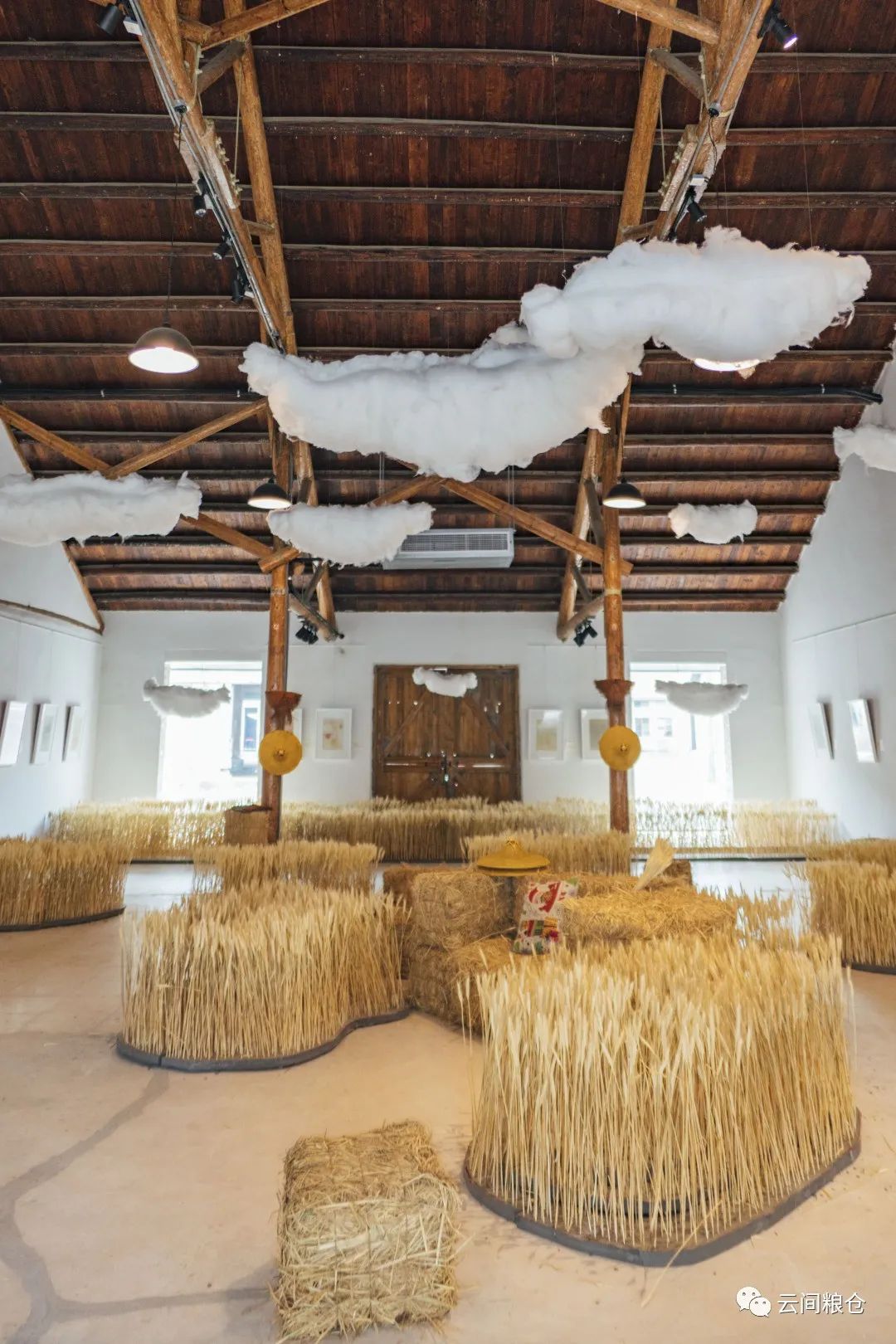 上海松江足球公园,篮球场绿茵场