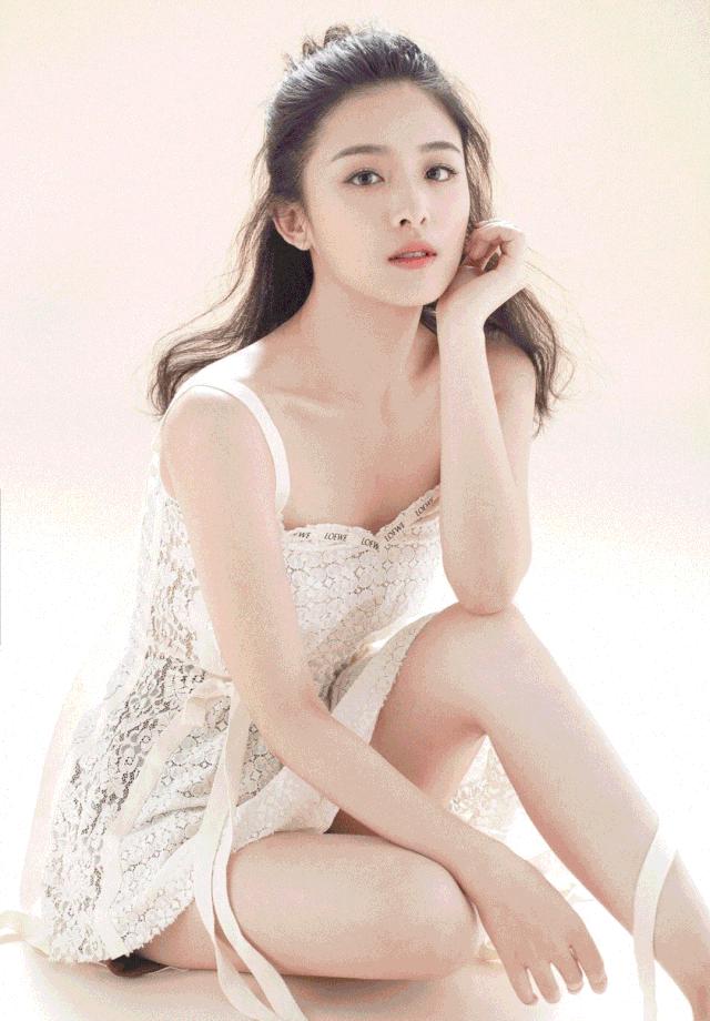 女人脖子有颈纹和年龄有关吗,一条颈纹代表二十岁