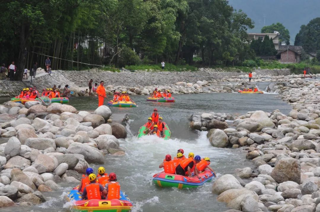 千万不要去的景区,最刺激的峡谷漂流
