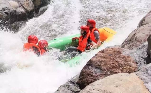 千万不要去的景区,最刺激的峡谷漂流