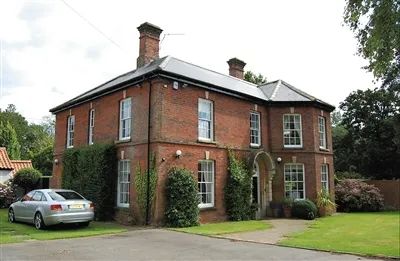 塞巴尔德：用记忆塑造生命，战胜遗忘的毁灭