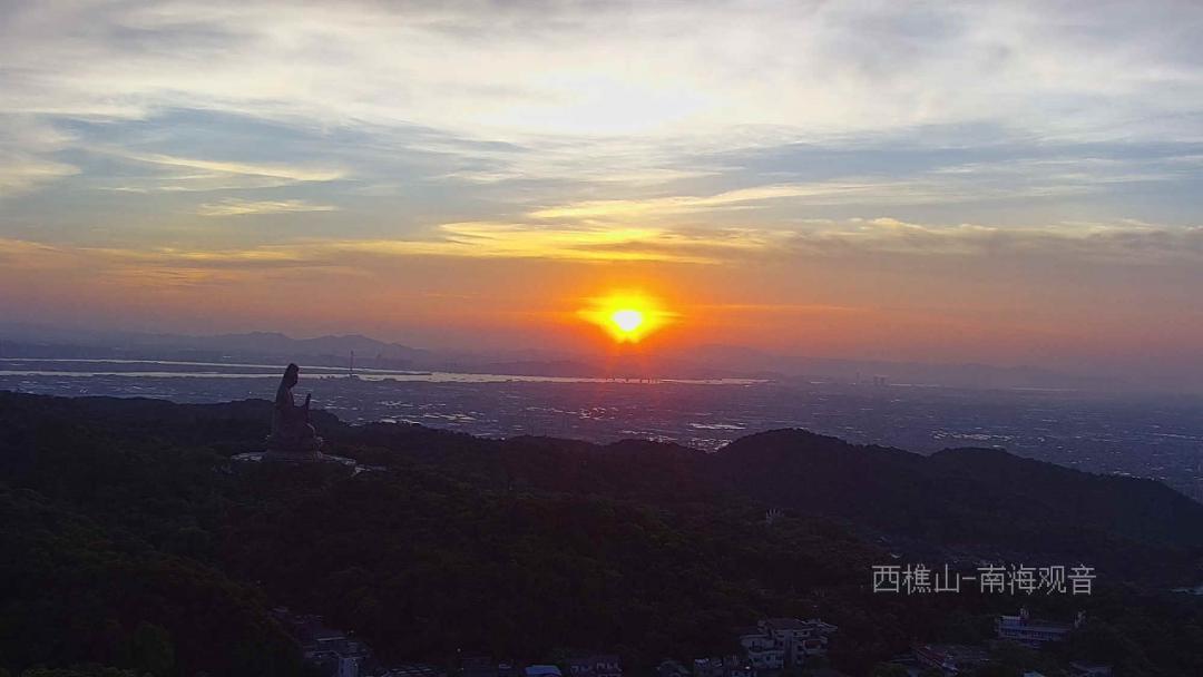 4k超高清广角+VR！“慢直播”直击台风天的佛山