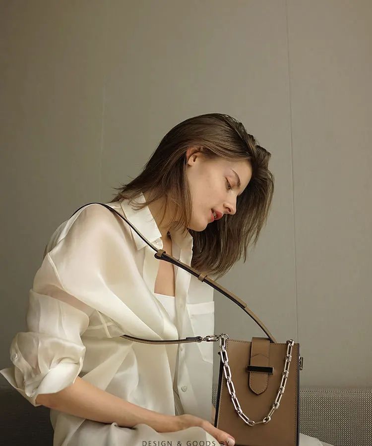 沉浸式收纳衣柜穿搭博主,衣柜分享穿搭博主