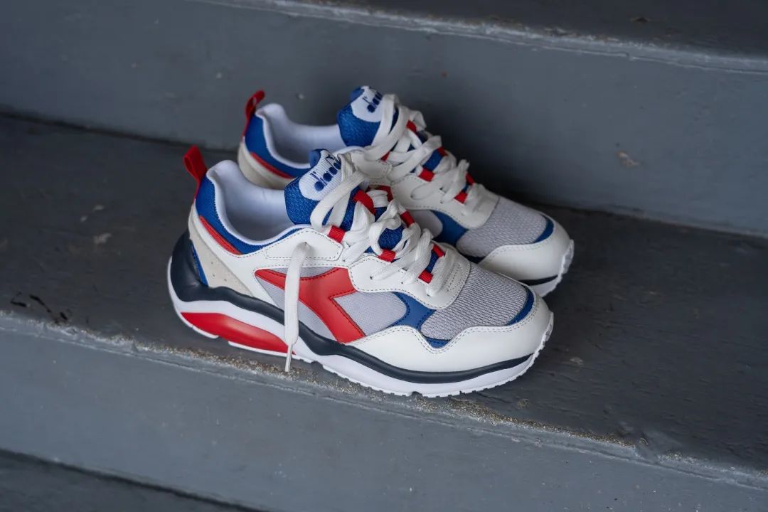 袋鼠冷门球鞋,想体验一下碳板跑鞋