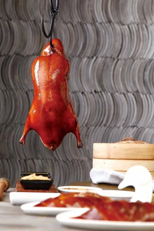 彻底开挂了！半岛、安缦、柏悦放绝招！索菲特套房1晚¥999，冲绳返场