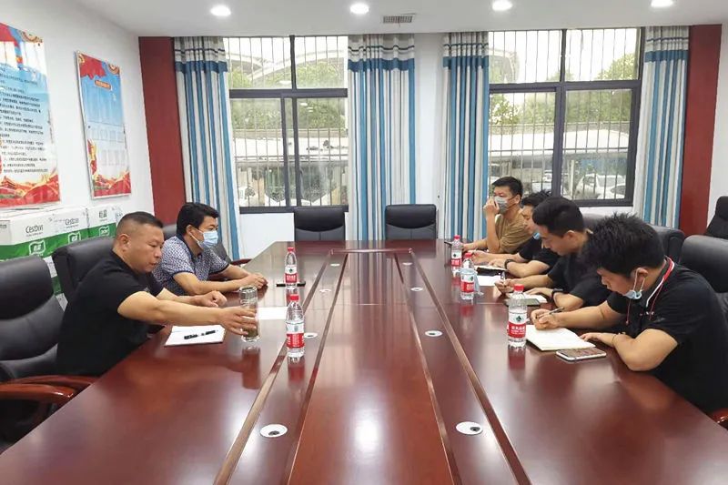 武汉站标识标牌,武汉擦亮城市窗口