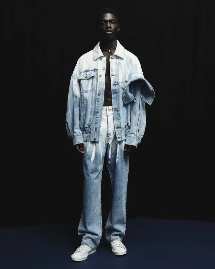 人人在线、万物互联的今天，我们为什么还要去逛买手店