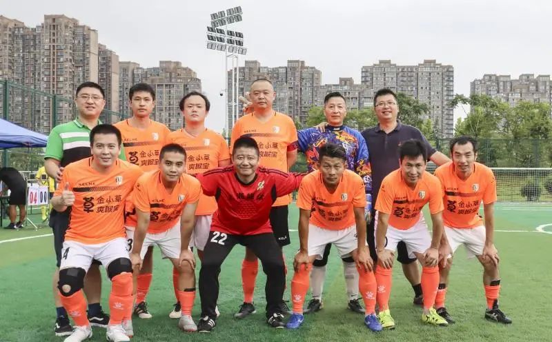 红双喜宝山业余足球赛,上海业余足球比赛最新