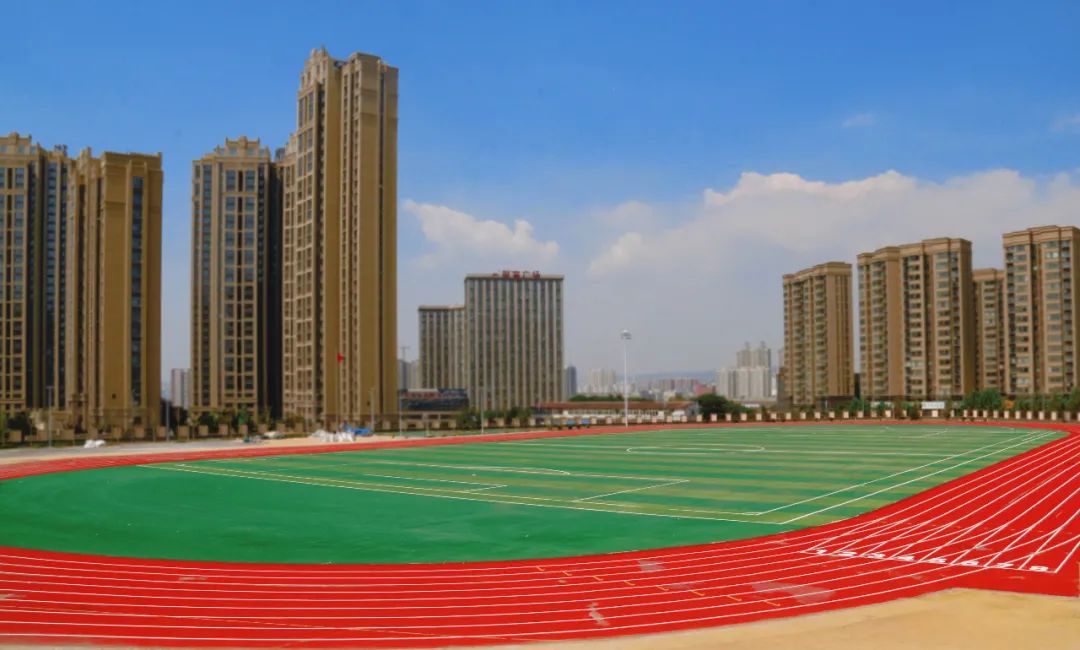 秋高气爽景致新！晋城这所新学校令人称奇