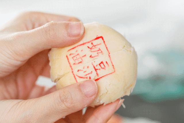 天津人通宵排队也要吃的月饼 (天津最牛老味月饼)