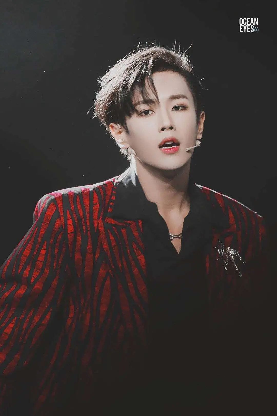 关晓彤胖了10斤的视频,关晓彤胖100斤