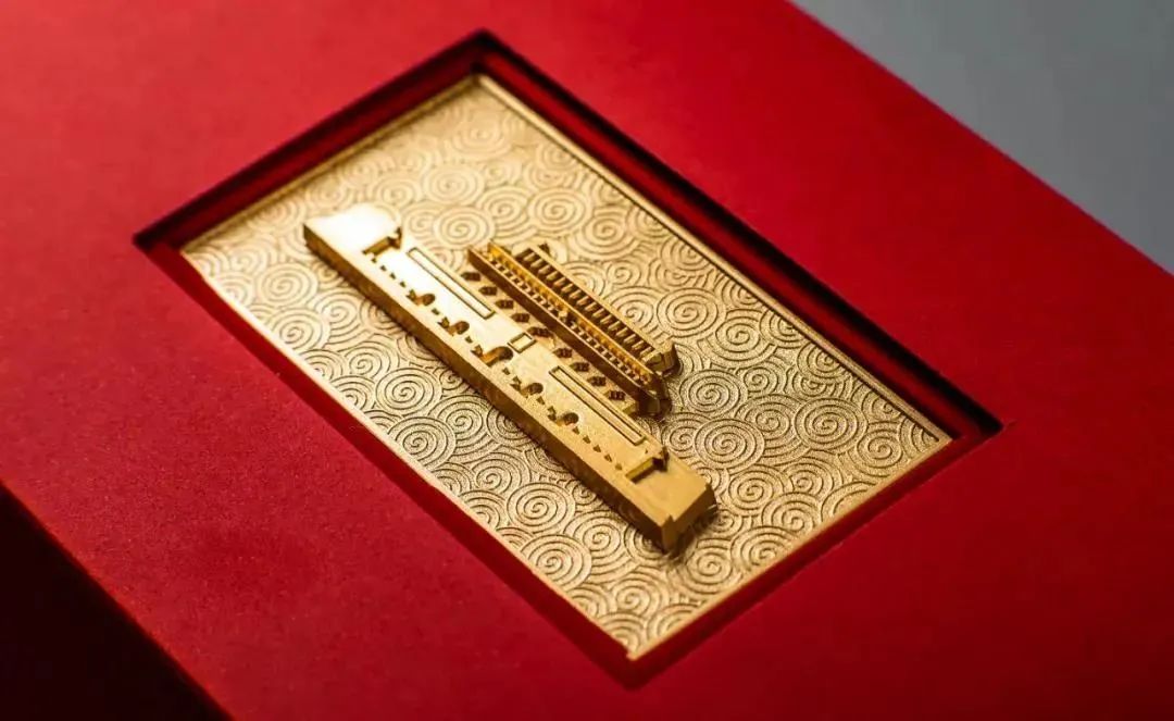 燃到不敢认！国货品牌月饼太美了，连老外都要疯*搞狂**代购