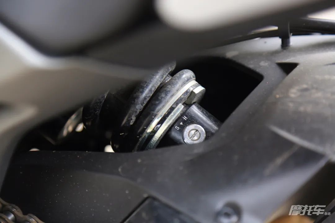 春风楚留香700收车价,春风楚留香700cl-x运动版改装外观