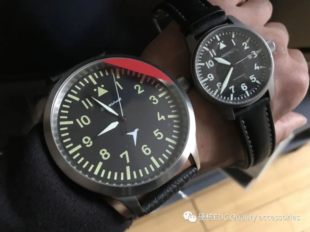 德国的梅塞施密特机械手表,大直径腕表