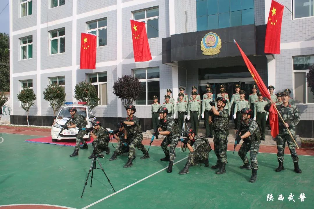 强军战歌梦想在路上,强军战歌完整版ktv字幕