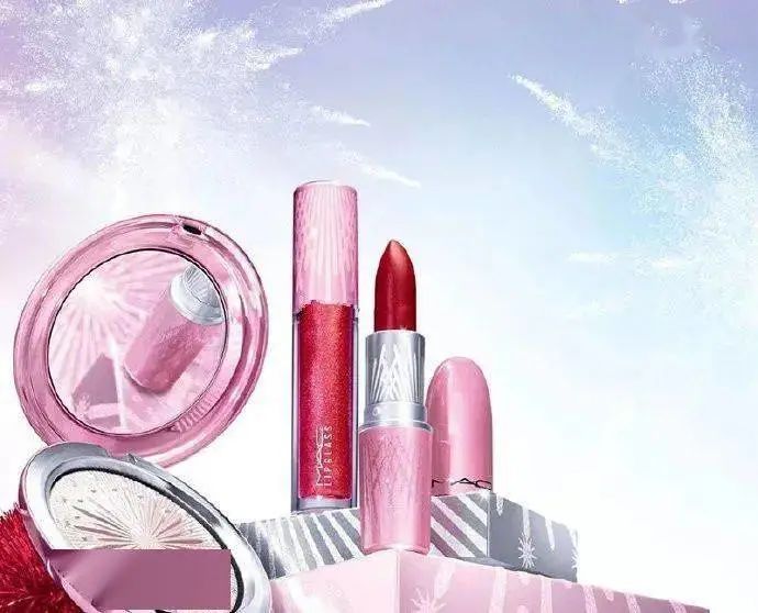 “名媛”连二手*袜丝**都要拼单？她们会喜欢2020圣诞大牌彩妆吗？